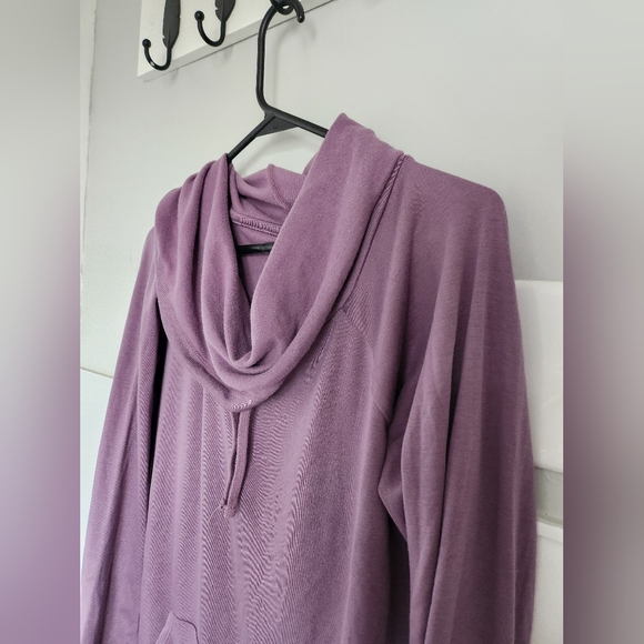 GAIAM Funnel neck purple hoodie light weight - Picture 3 of 6
